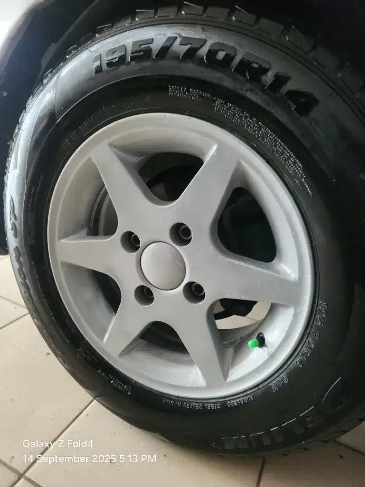 Velg R14 195/70/R14 114pcd