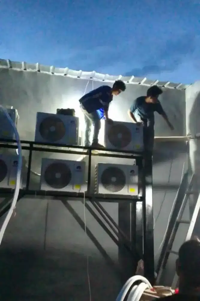 Service AC bongkar pasang AC tukang AC panggilan tambah freon AC