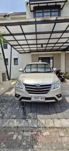 KIJANG INNOVA DIESEL AT 2,4 BARONG ASLI