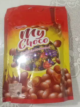 MY CHOKO
COKELAT COMPOUND SUSU ISI KISMIS, KACANG ALMOND+ KACANG TANAH