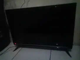 Sharp tv 32 inc 95%baru
