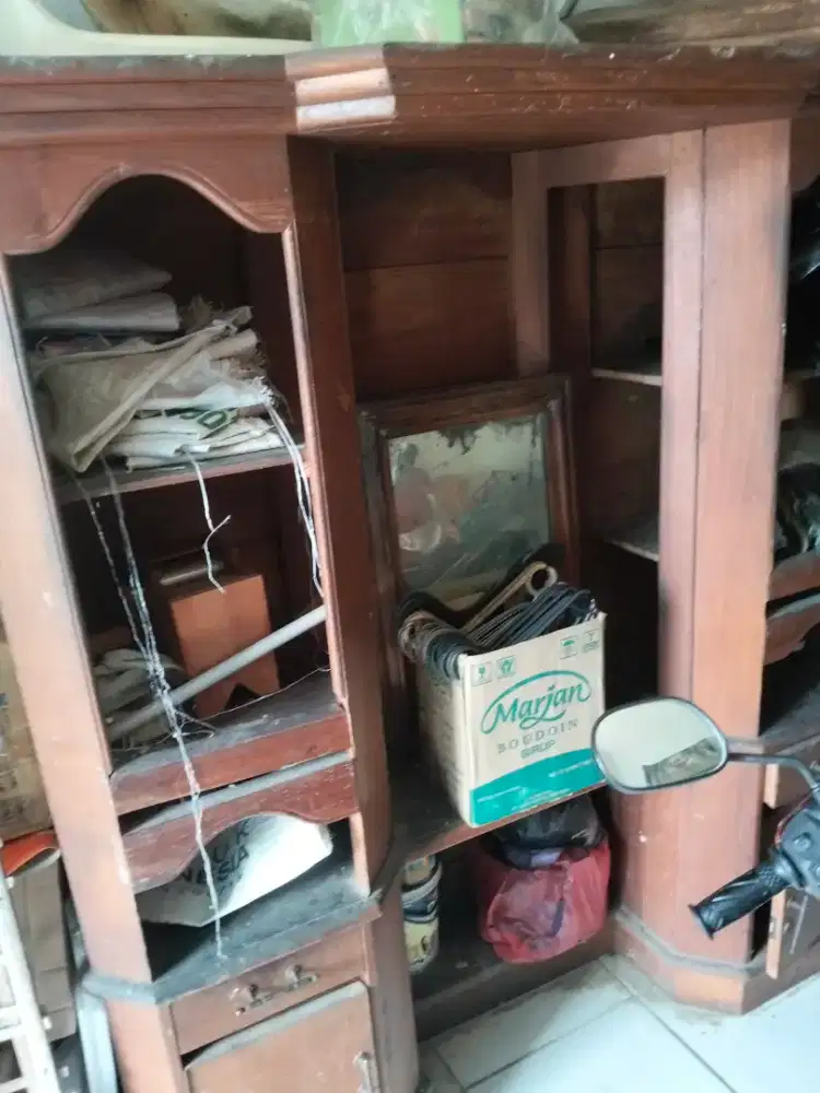 Lemari bipet model jadul kayu jati asli