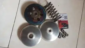 Pully set nmax new... Copota  original yamaha.. Kondisi masih gres