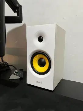 Edifier R1080BT (Bekas, Mulus)