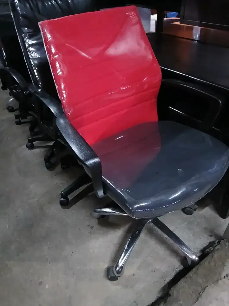 kursi staf kantor dll