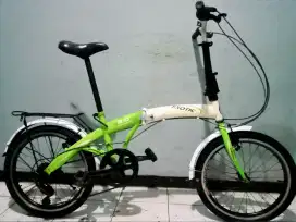Dijual sepeda lipat EXOTIC 2.0 msih bagus ban msih tebal tinggal pakai