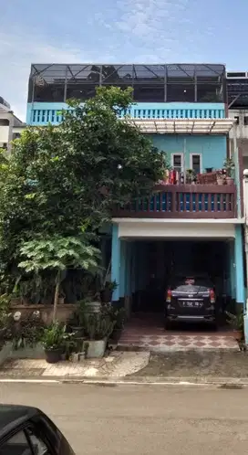 Dijual rumah di kota wisata Cibubur