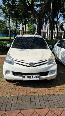 Dijual Daihatsu manual tahun 2014