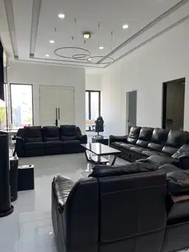 DIJUAL RUMAH MINIMALIS MEWAH DI PLUIT!