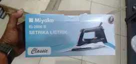 Di jual semua model dan macam setrika garansi 5 th  element nya