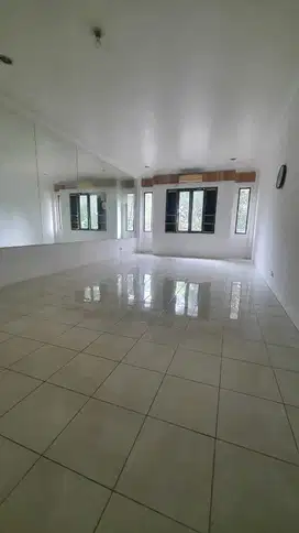 Ruko 3 Lantai Strategis Siap Pakai di Antapani Bandung