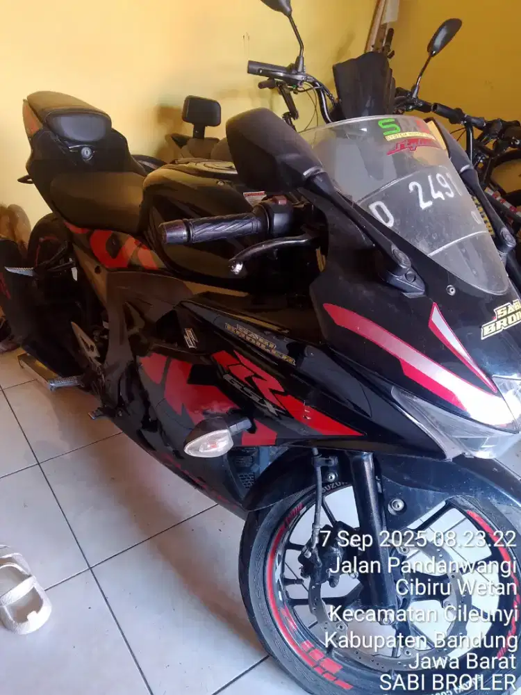 Suzuki gsx 150r