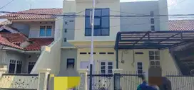Rumah 2 Lantai Bagus Nyaman di Komplek Arya Graha Soekarno Hatta