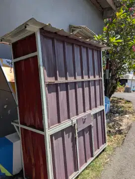 Rombong kontainer/booth bekas