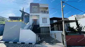 Rumah Villa Murah Lembang 3 Lantai 5 Kamar Tidur Dekat Dengan Park Zoo