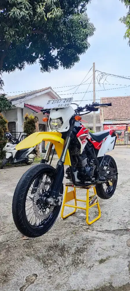 JUAL HOBI KAWASAKI D-TRAKER 150 2018