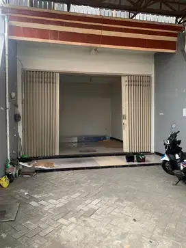 Disewakan Ruko Strategis 2 Lantai Di Raya Petemon Surabaya Pusat