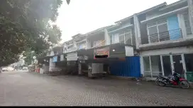 Dijual Ruko aryana karawaci.
Lt 92
Lb 64
 2 lantai. 2 kamar. 2 kmandi