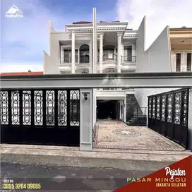 Rumah Dijual MEWAH Eropa Klasik Pejaten Pasar Minggu Jakarta Selatan SIAP HUNI 3Lt 5 Kamar [AR095]