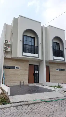 Rumah 2 Lantai Murah 3 Kamar Tidur sekitar Northwest Lake Citraland
