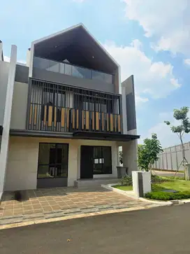 Dijual Rumah Hook 2 Lantai di Cluster Strozzi, Gading Serpong