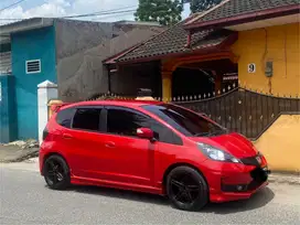 Dijual : Honda Jazz RS Matic Tahun 2009