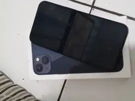 iphone 13  ex iBox 128 GB garansi on 2026  resmi jual cepat