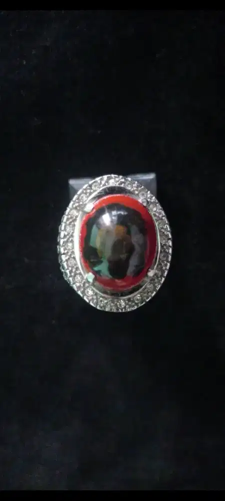 BATU YAMAN MERAH HITAM MOTIF MATA