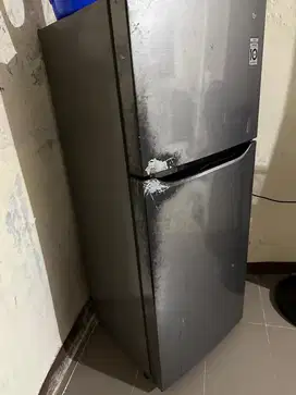 Kulkas 2 Pintu Merek LG
