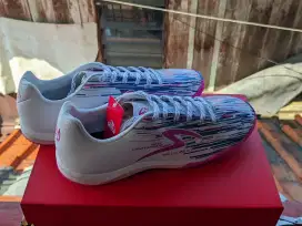 Specs Lightspeed