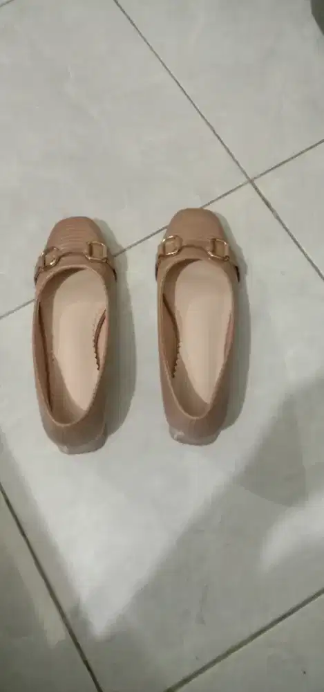 Sepatu merk Gabino