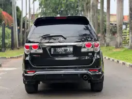 Toyota Fortuner 2.7 G Lux AT 2014 Hitam  MOBIL SEGER SIAP PAKAI