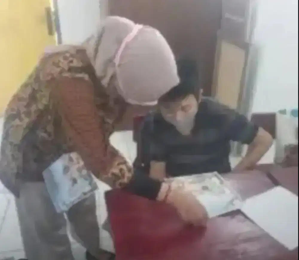 Pendidik dan Pengasuk anak ABK