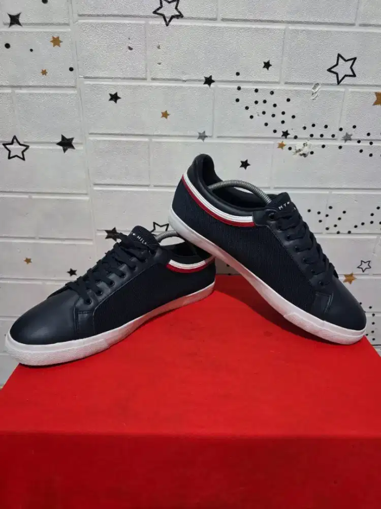 Sepatu Tommy Hilfiger size 44 insole 28cm
