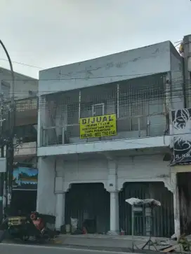 Di jual ruko strategis jalan HM Yamin