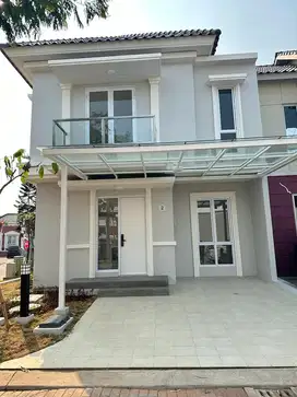 Dijual Cepat Rumah Hook Bagus Strategis Cluster Boston Gading Serpong