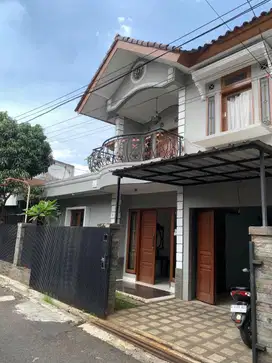 Rumah Full Furnish Area Margahayu Lokasi Strategis Akses Mudah