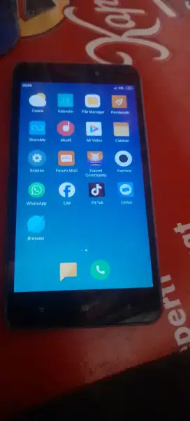 Jual cepat redmi 4a ram 2/16 min pemakoan aja