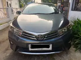 Toyota Altis V 2014