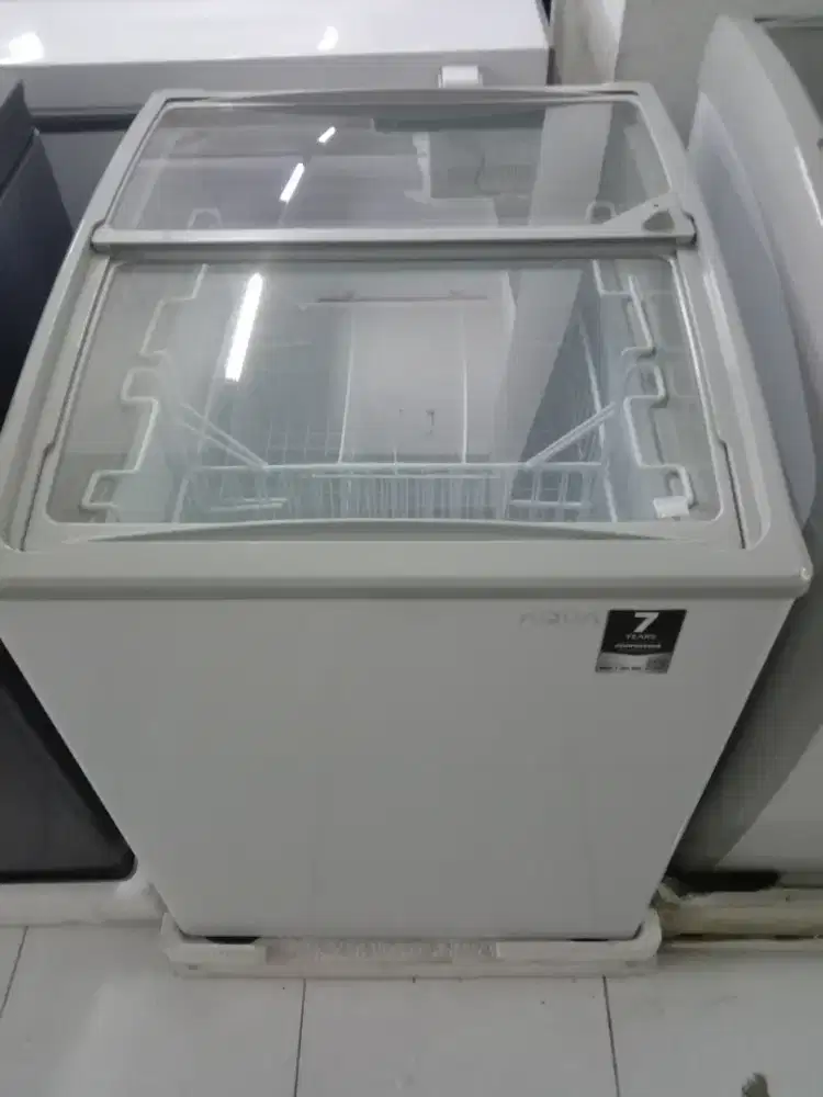 Frizer box  banyak