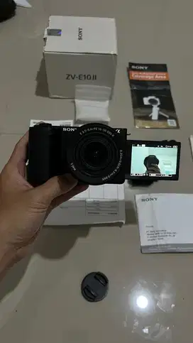 Camera Sony ZV E-10 ii + Lensa Kit 16-50 mm OSS ii