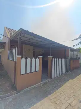 DIJUAL RUMAH SIAP HUNI 400 JT NEGO