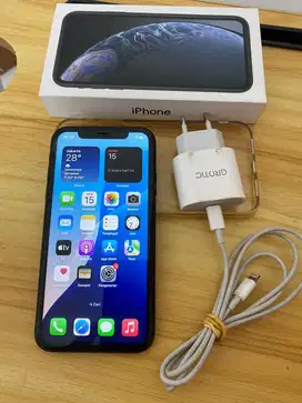 Dijual Iphone XR Black 64 gb