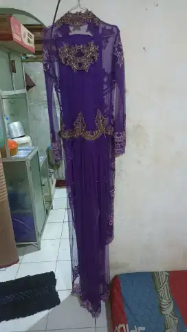 Busana pengantin pria wanita