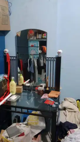 Dijual Cepat Meja Rias