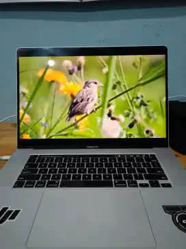 Macbook Pro 2019 16 inch Bonus Sound Box Oppo
