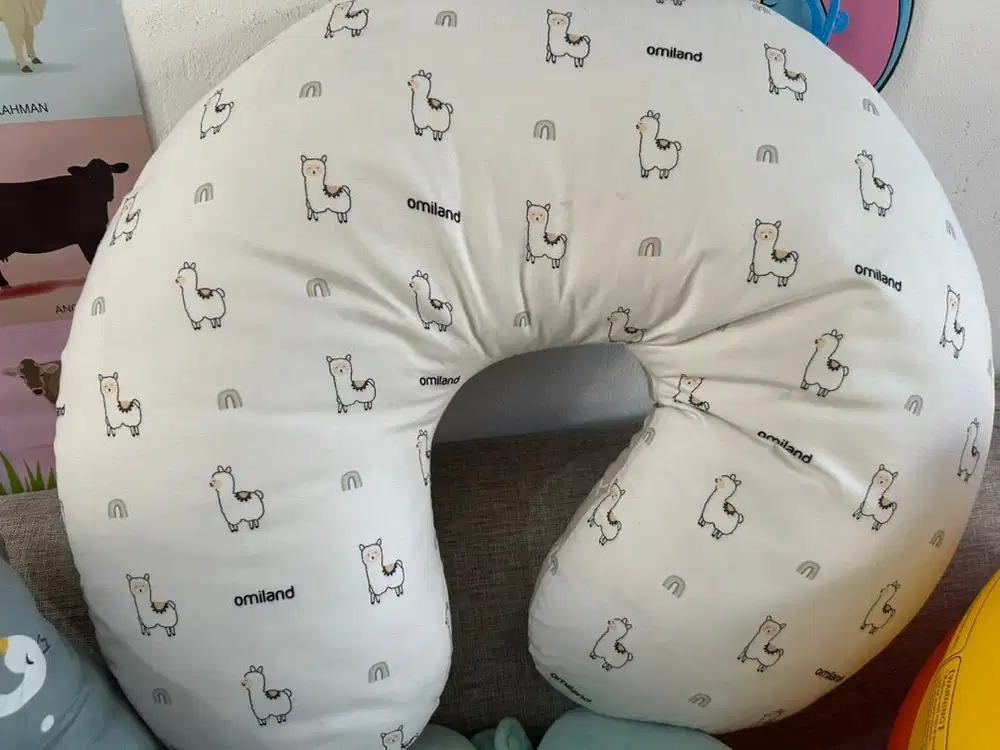 Bantal busui merk omiland free bantal bayi