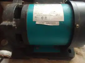 Kulkas Sharp 1 pintu, pompa waser 220 v