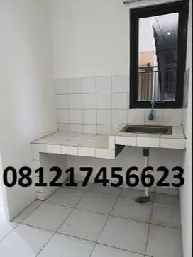 Kontrakan Nyaman Cocok Untuk Keluarga dgn 2 KT dan Parkir Mobil Luas