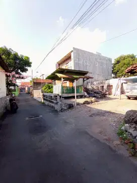 Tanah sangat strategis mancasan depan kampus UPN seturan